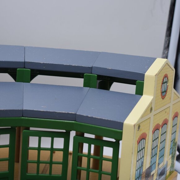 Thomas & Friends Y4367 Mattel Wooden Railway Tidmouth Sheds Turntable Roundabout - Picture 5 of 16